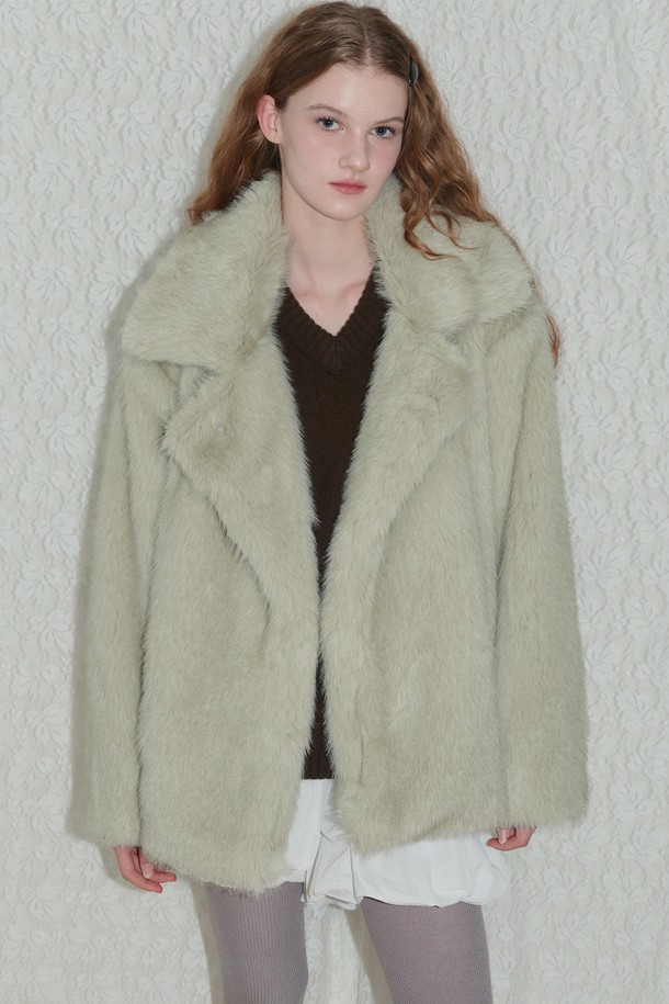 POEV - 코트 - Vintage Two-tone Fur Jacket - Sage Green