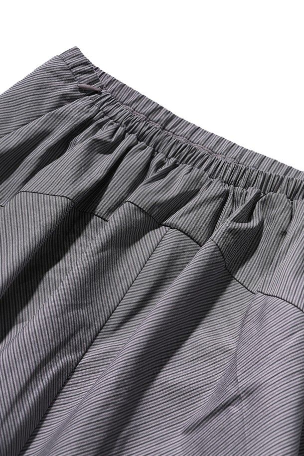 POEV - 미디스커트 - Striped Asymmetric Skirt - Grey