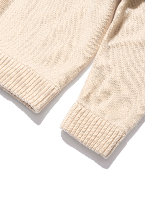 POEV - 스웨터 - 90’s V-neck Cashmere Knit - Butter