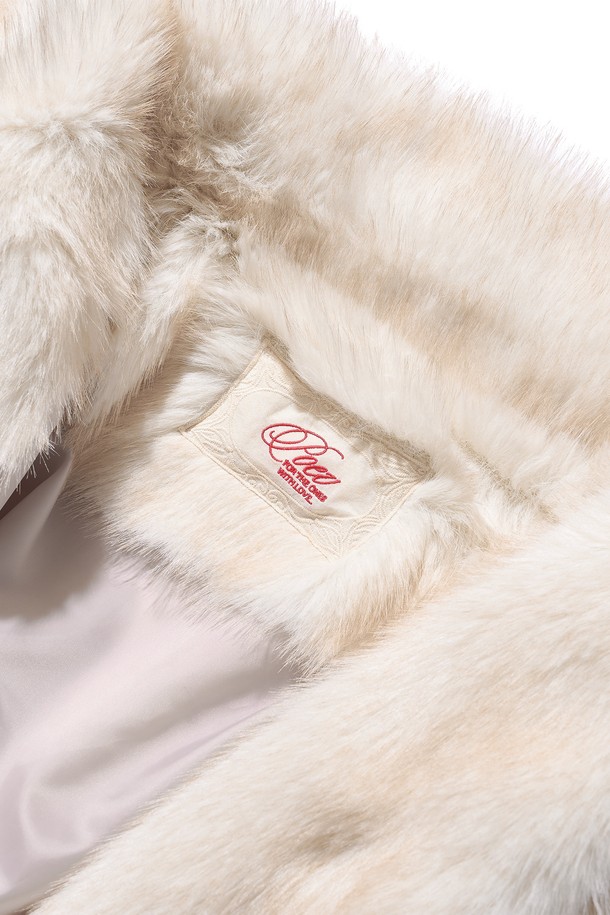 POEV - 코트 - Vintage Two-tone Fur Jacket - Ivory