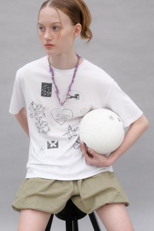 Drawing Diary Oversized T-shirt - White