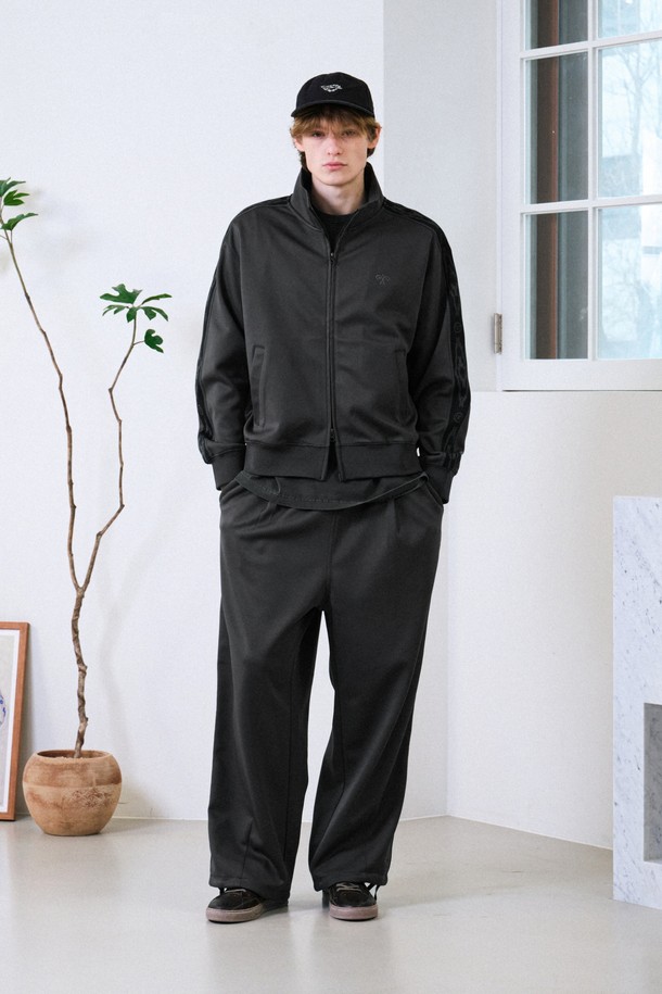 상품 슬라이드 이미지 1