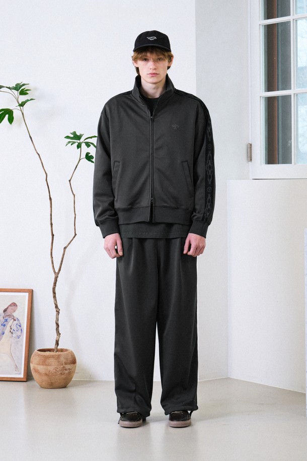 상품 슬라이드 이미지 1