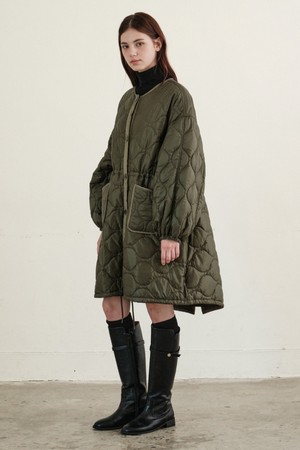 여성 벨루치 퀼팅 코트 (KHAKI)
