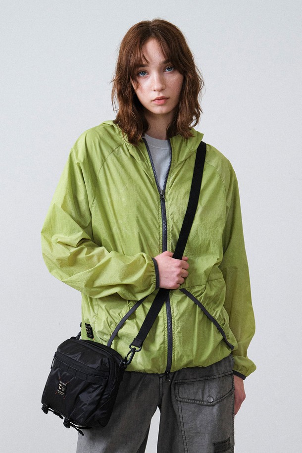 상품 슬라이드 이미지 1