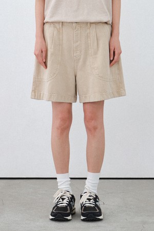 여성 피그먼트 데님 숏팬츠 (BEIGE)