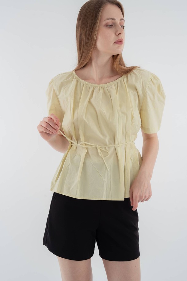 VOCA - 블라우스 - Puff sleeves waist string blouse_Beige