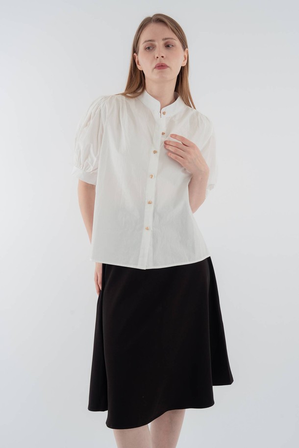 VOCA - 블라우스 - China collar puff sleeves blouse_White