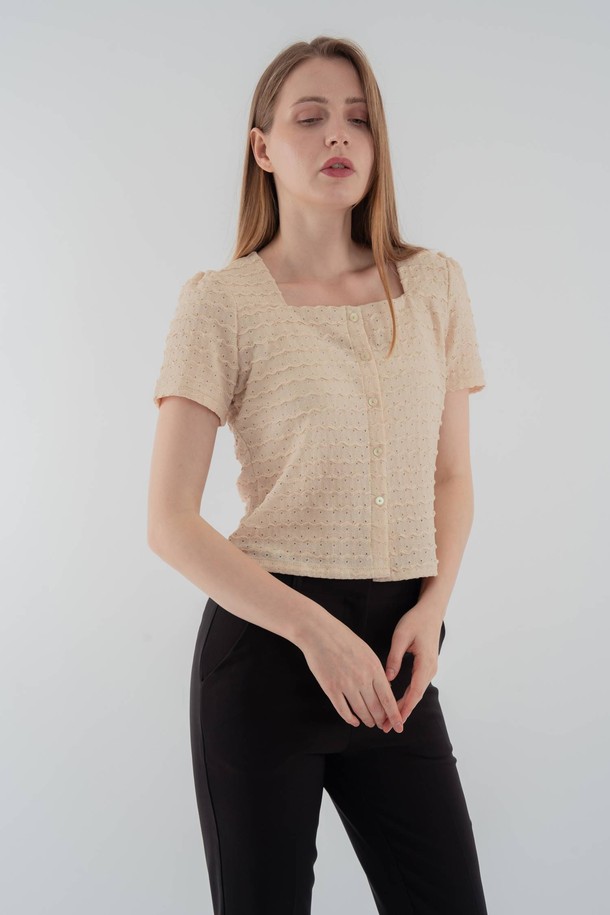 VOCA - 블라우스 - Square neckline blouse_Beige