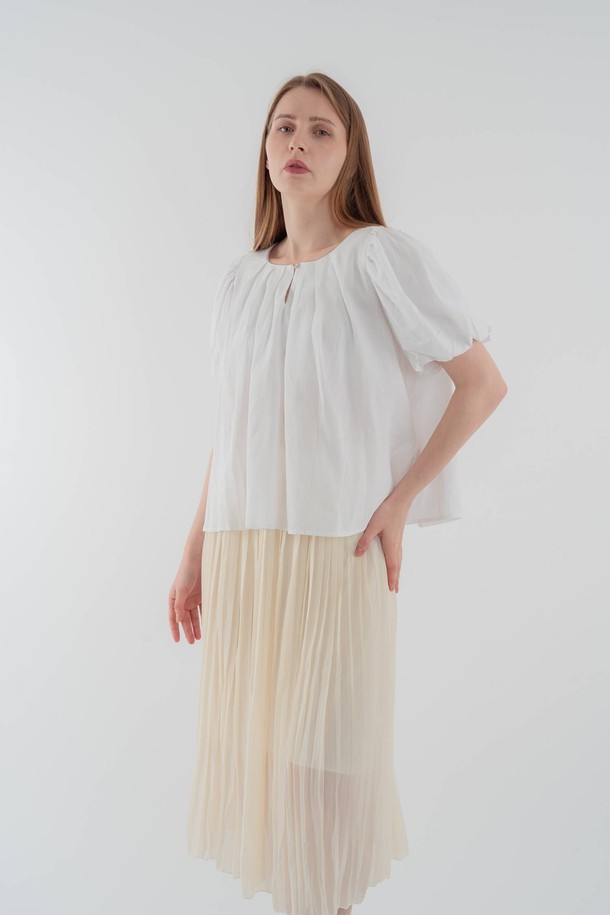 VOCA - 블라우스 - Puff sleeves shirring blouse_White