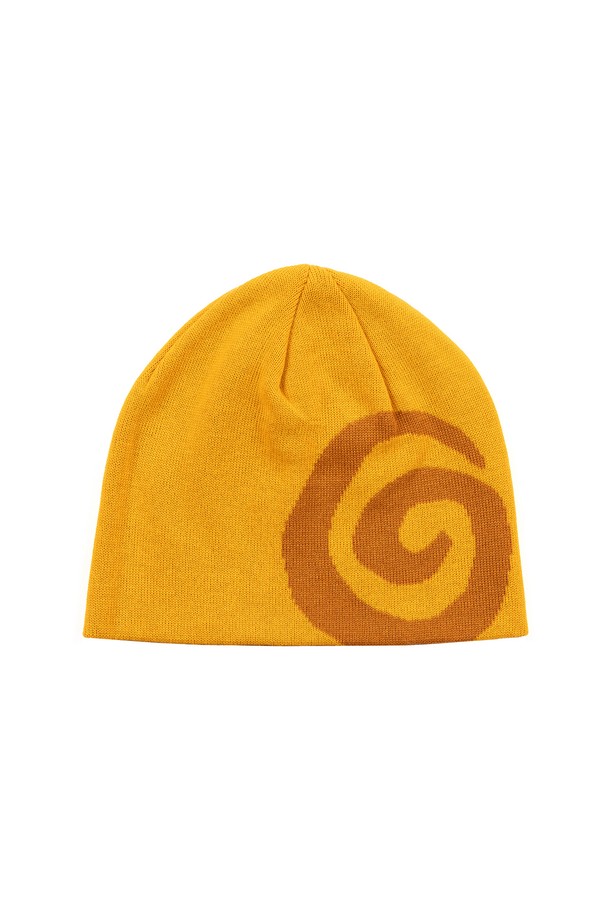 25FW 메리노 스월 비니 쿰컷은 부드러운 메리노울 소재로 제작되어 깊은 깊이감과 두꺼운 두께로 뛰어난 보온성을 제공합니다. 금색과 주황색이 조화롭게 어우러진 컬러는 소용돌이 패턴의 그래픽 디자인과 만나 개성 넘치는 스타일을 연출합니다. 캐주얼, 클래식, 미니멀 룩에 모두 잘 어울리며, 출근룩에도 포인트를 더할 수 있습니다. 가을, 겨울 시즌에 따뜻하고 세련된 스타일을 완성해보세요.
