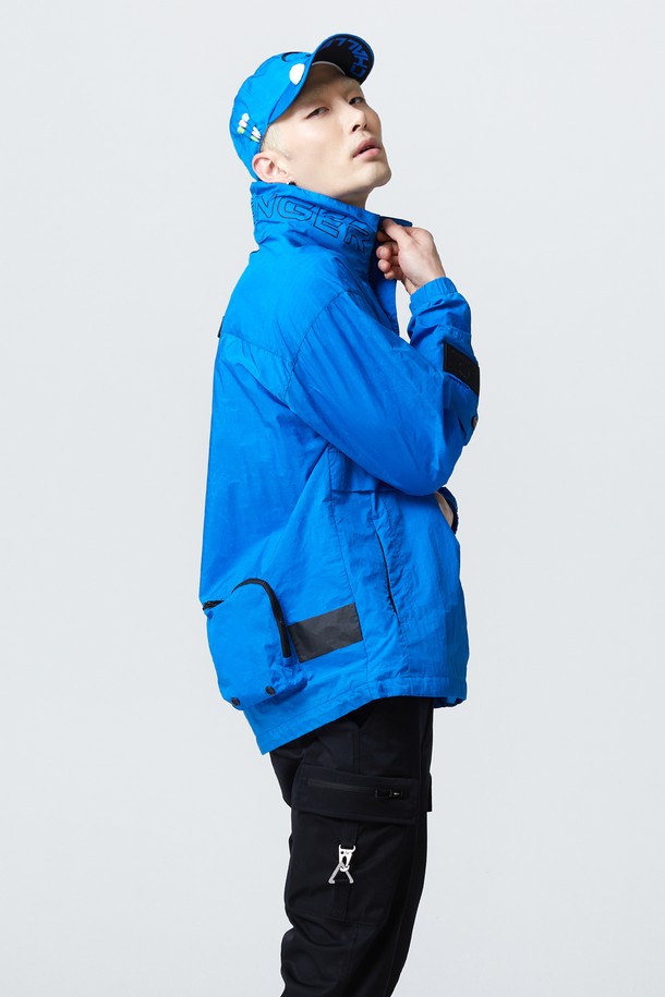 상품 슬라이드 이미지 1