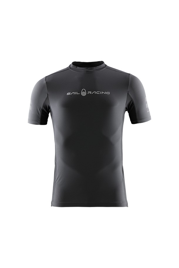 REFERENCE SS 래쉬가드_965는 남성용 래쉬가드로 수영, 서핑 등 여름철 물놀이에 적합합니다. 블랙 컬러의 슬림핏 디자인으로, 나일론과 스판덱스 혼방 소재를 사용하여 부드러운 촉감과 얇은 두께로 편안한 착용감을 제공합니다. 반소매 라운드넥 디자인에 UV 차단 및 속건 기능이 있어 활동적인 물놀이에도 쾌적함을 유지시켜줍니다. 특히, 스포티하고 미니멀한 스타일을 추구하는 휴가룩, 바캉스룩에 완벽하게 어울립니다. 로고 프린트가 디자인의 포인트를 더합니다.
