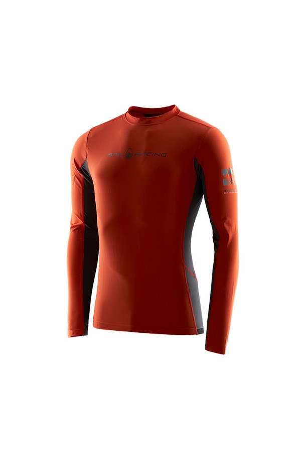 REFERENCE LS 래쉬가드_490은 수영, 서핑, 물놀이를 위한 여름철 필수 아이템입니다. 스포티한 스타일의 슬림핏 래쉬가드로, 자외선 차단 기능과 속건 기능, 뛰어난 신축성을 갖춘 수영복 전용 소재로 제작되었습니다. 부드러운 촉감의 무지 디자인에 긴 소매 기장으로 활동성을 높였습니다. 레드 컬러의 라운드넥 래쉬가드는 휴가룩, 여름 바캉스룩에 완벽하게 어울립니다.
