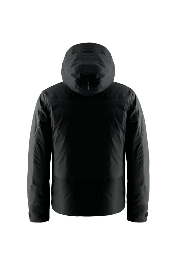 글래시어 베이 재킷(GLACIER BAY JACKET)은 방수, 방풍 기능과 보온성을 갖춘 겨울철 윈터 재킷입니다. GORE-TEX 소재와 PFC-ZERO DWR 처리를 통해 뛰어난 방수 기능을 제공하며, 그래핀 라이닝으로 보온성을 높였습니다. 스포티하고 아웃도어 스타일을 연출하며, 등산, 스노우스포츠, 일상생활에서 활용하기 좋습니다. 4개의 허리 포켓과 2개의 내부 지퍼 포켓, 접이식 후드, 방수 YKK 지퍼 등의 디테일이 돋보입니다. 올리브 다크 네이비, 웜 베이지, 글래시어 베이 세 가지 색상으로 출시되었습니다.
