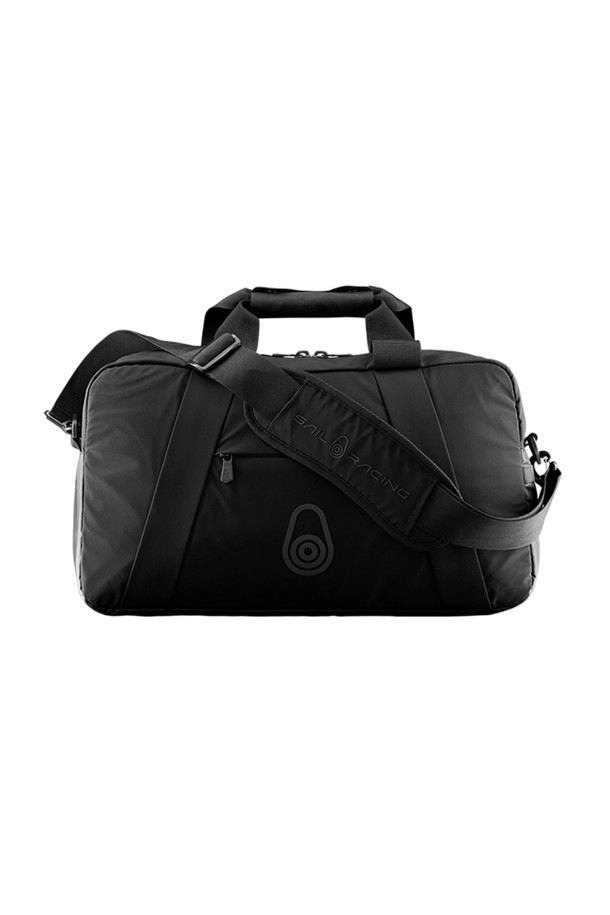 RACE 30 DM3 더플백(999)은 남성용 라지 사이즈 더플백입니다. 30L 용량의 블랙 컬러 무지 디자인으로, 나일론 소재를 사용하여 제작되었습니다. 사이즈 조절, 손잡이, 숄더 스트랩을 갖춰 스포츠, 여행, 일상 등 다양한 용도로 활용 가능하며, 원통형 디자인과 지퍼형 잠금 방식으로 편리하게 사용할 수 있습니다. 스포티, 미니멀, 캐주얼 스타일의 여행룩과 피트니스룩에 잘 어울리는 실용적인 아이템입니다.
