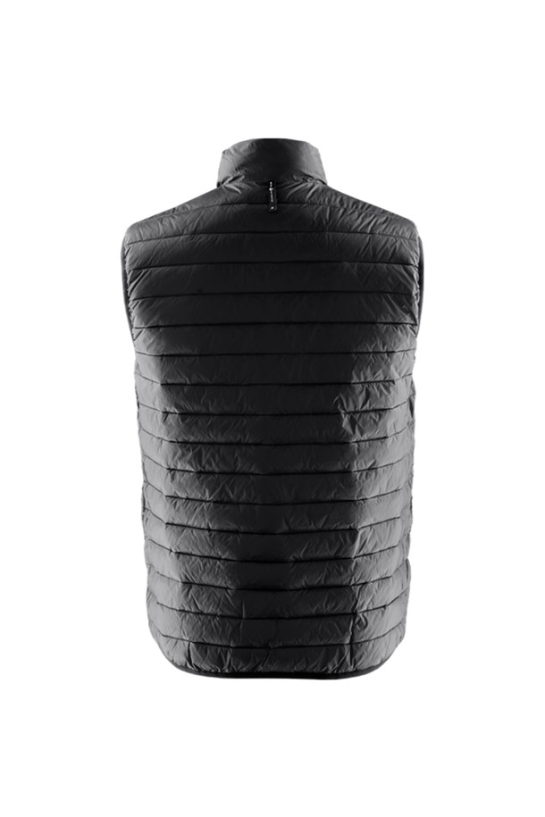 FLOOD 리버시블 베스트(999)는 봄, 가을 시즌에 활용하기 좋은 공용 베스트입니다. 블랙 색상의 무지 디자인으로, 캐주얼과 스포티한 스타일 연출에 용이합니다. 나일론 소재로 제작되어 부드러운 촉감을 제공하며, 레귤러 핏의 집업 스타일로 편안하게 착용할 수 있습니다. 양면으로 활용 가능한 리버시블 디자인은 다양한 스타일을 연출하도록 돕습니다. 산책이나 여행 시, 가볍고 실용적인 아우터로 추천합니다.
