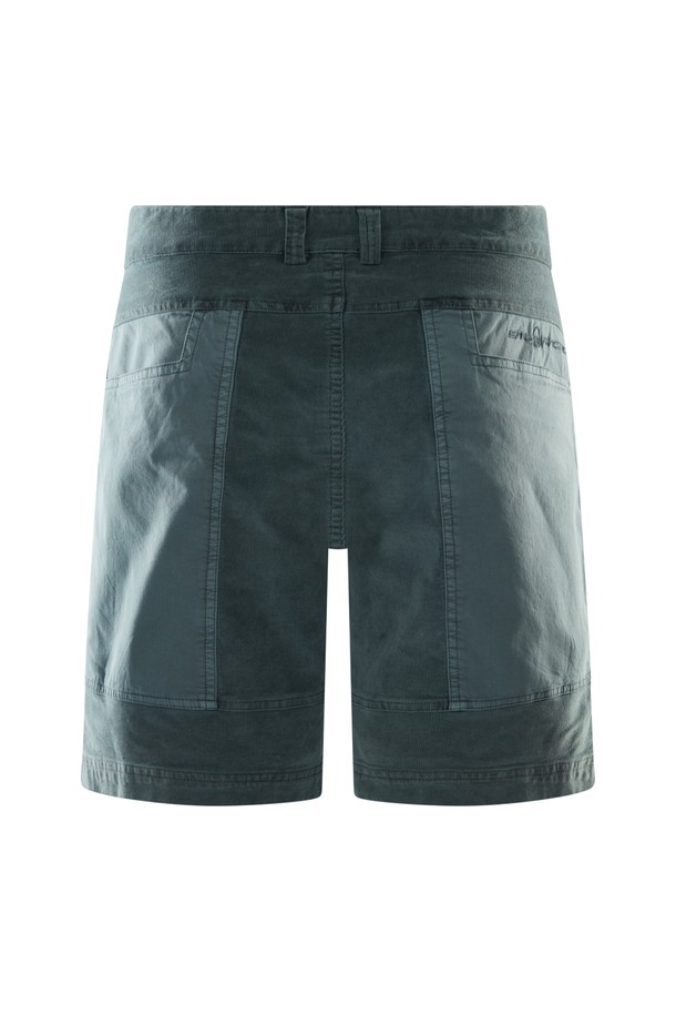 남성용 BLOCKED CORDUROY SHORTS(617)는 봄, 여름 시즌에 적합한 캐주얼 스타일의 코듀로이 반바지입니다. 레귤러핏으로 편안하게 떨어지며, 얇은 두께감과 뻣뻣한 촉감이 특징입니다. 그린 컬러의 무지 디자인에 블록 디자인이 더해져, 개성 있는 스타일을 연출합니다.
