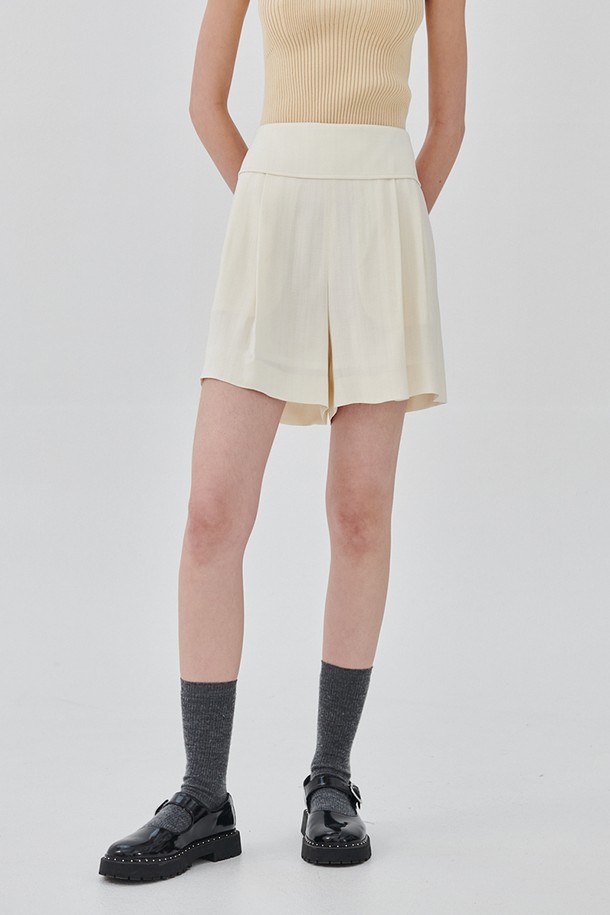 LEWITT - 쇼트팬츠 - FLAP WAIST SHORT PANTS