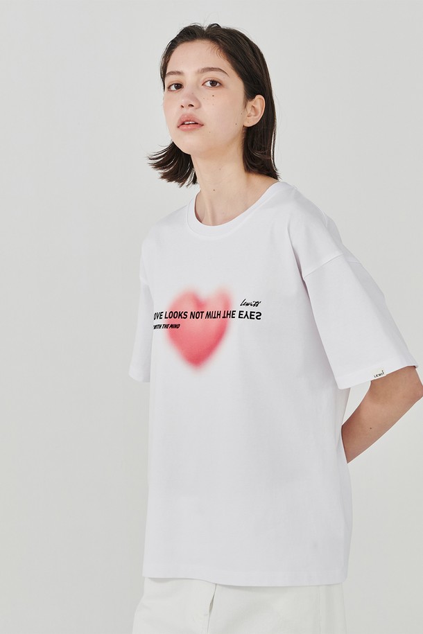 LEWITT - 반소매 티셔츠 - LETTERING GRADATION HEART T-SHIRT