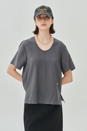 U-NECK HALF SLEEVE TOP