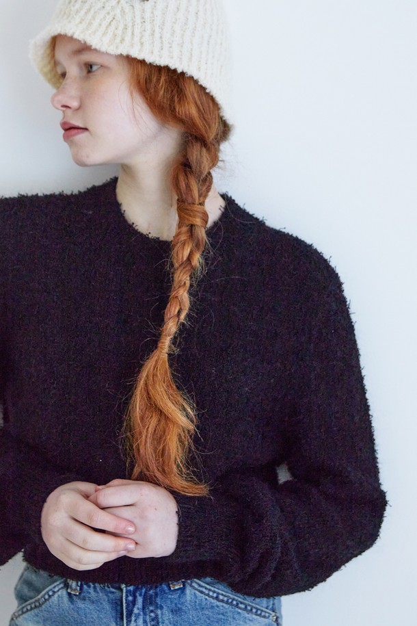 Snug.U - 스웨터 - Kidmo Hair Tail Round Knit Top Sweater