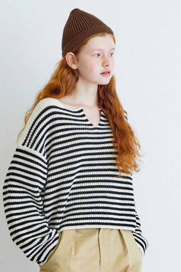 Snug.U - 스웨터 - F/W Cotton 100 Stripe Boat neck Knit Top