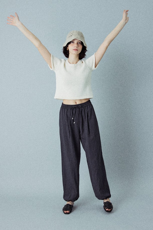 Snug.U - 롱/미디팬츠 - TWO-WAY STRING BANDING PANTS