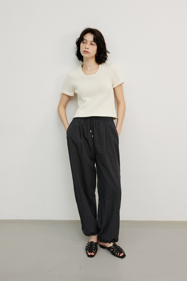 Snug.U - 롱/미디팬츠 - TWO-WAY STRING BANDING PANTS