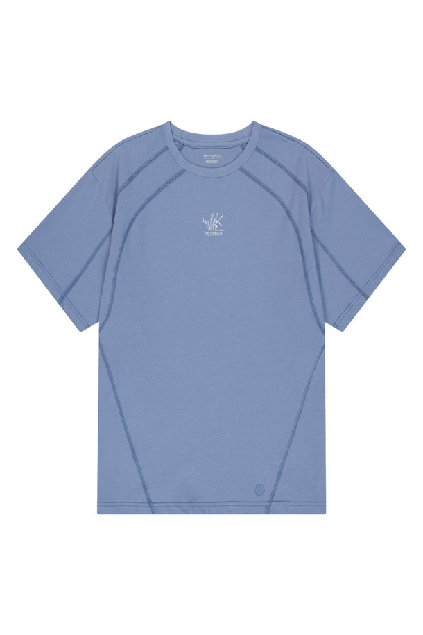 OG 쉴드 인시전 숏 슬리브 티셔츠는 남녀 모두 편안하게 착용 가능한 다크 블루 색상의 반소매 티셔츠입니다. 면과 폴리에스테르 혼방 소재로 제작되어 부드러운 촉감을 자랑하며, 얇은 두께로 봄, 여름철 일상복으로 적합합니다. 메쉬 바인딩과 4 니들 6 스레드 플랫록 구조가 특징이며, 라운드넥 디자인의 레귤러 핏으로 스포티하면서도 베이직한 스타일을 연출할 수 있습니다.
