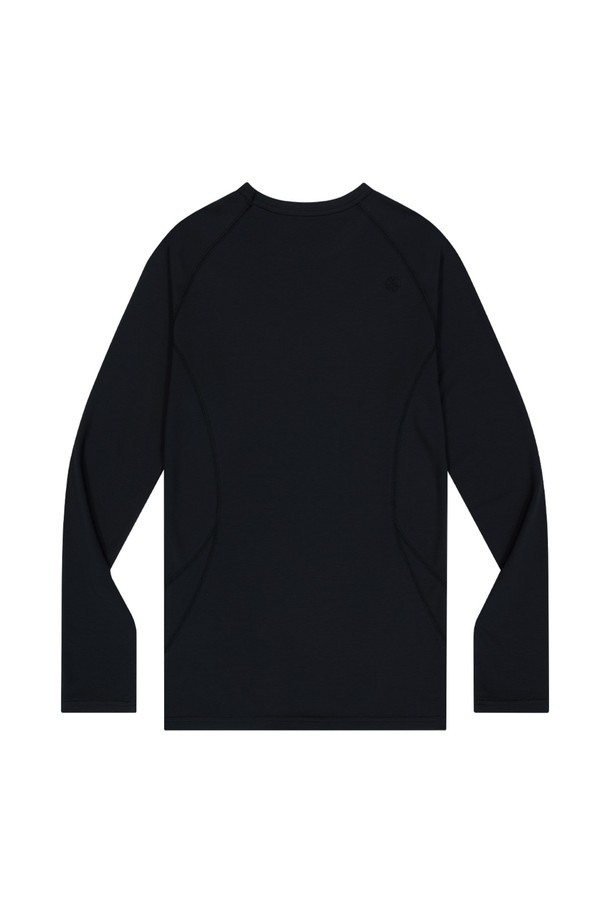 OG 쉴드 플래쉬 롱 슬리브 티셔츠는 부드러운 레이온, 폴리에스테르, 폴리우레탄 혼방 소재로 제작되어 편안한 착용감을 제공하며, 얇은 두께로 봄, 가을에 적합합니다. 블랙 색상의 무지 패턴과 쉴드 로고 프린트가 특징이며, 라운드넥 디자인의 레귤러 핏으로 일상 및 스포츠 활동에 활용하기 좋습니다. 흡습 기능이 있어 쾌적함을 유지해 주는 긴팔 티셔츠입니다.
