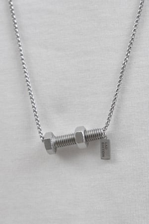 LAD 메탈 볼트 너트 네크리스