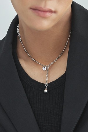 스틸 리벳 드롭 네크리스