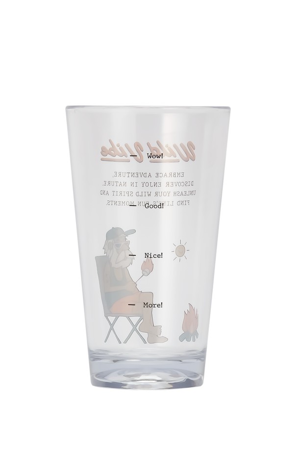 Mr.Wild Tritan Cup (473ml)은 내구성이 뛰어나고 유리처럼 맑은 투명도를 자랑하는 Tritan 소재의 텀블러입니다. 캠핑, 일상 등 실내외에서 모두 사용 가능하며, 473ml의 넉넉한 용량과 인체공학적 손잡이로 편안한 그립감을 제공합니다. 파손 방지 기능과 용량 측정 표시, 하이볼, 맥주, 음료 등 다양한 음료를 담을 수 있는 실용적인 컵입니다.
