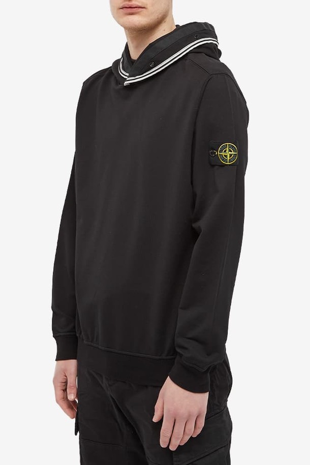 STONE ISLAND - 후디 - [스톤아일랜드] 22SS 761562852 V0029 와펜패치 블랙 남성 후드티셔츠