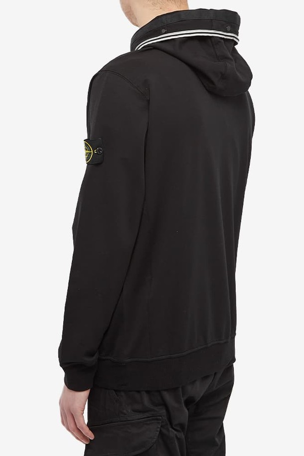 STONE ISLAND - 후디 - [스톤아일랜드] 22SS 761562852 V0029 와펜패치 블랙 남성 후드티셔츠