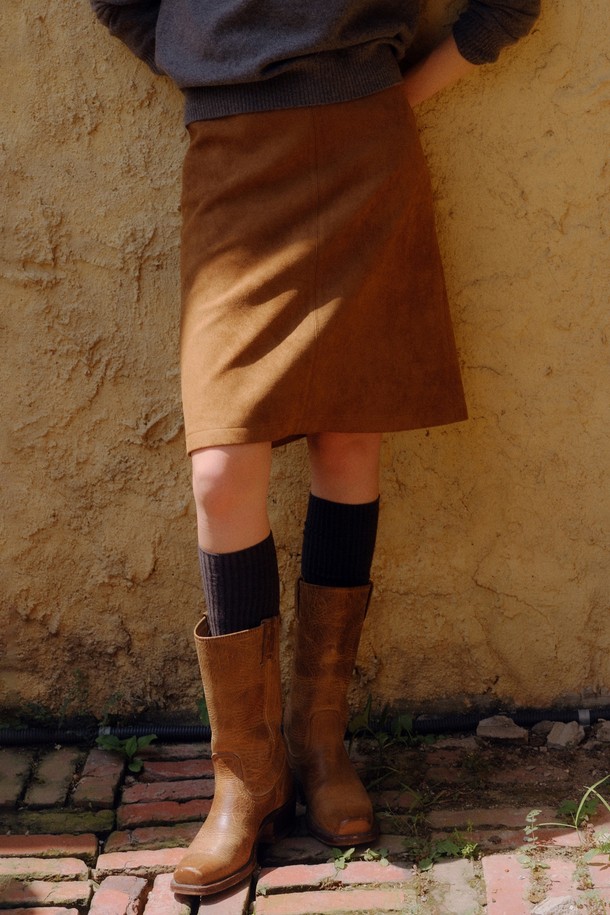 BLANK03 - 미디스커트 - suede midi skirt (vintage brown)