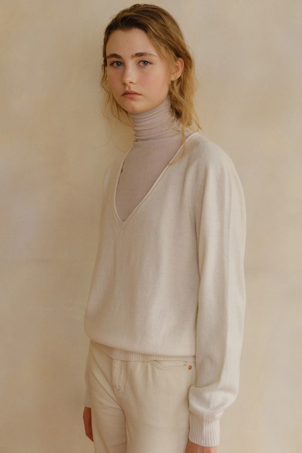 BLANK03 - 스웨터 - cashmere whole-garment v pullover (ivory)