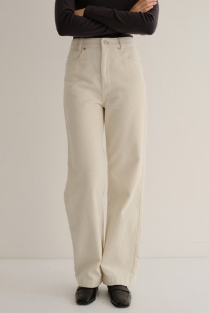 straight-fit corduroy pants (cream)