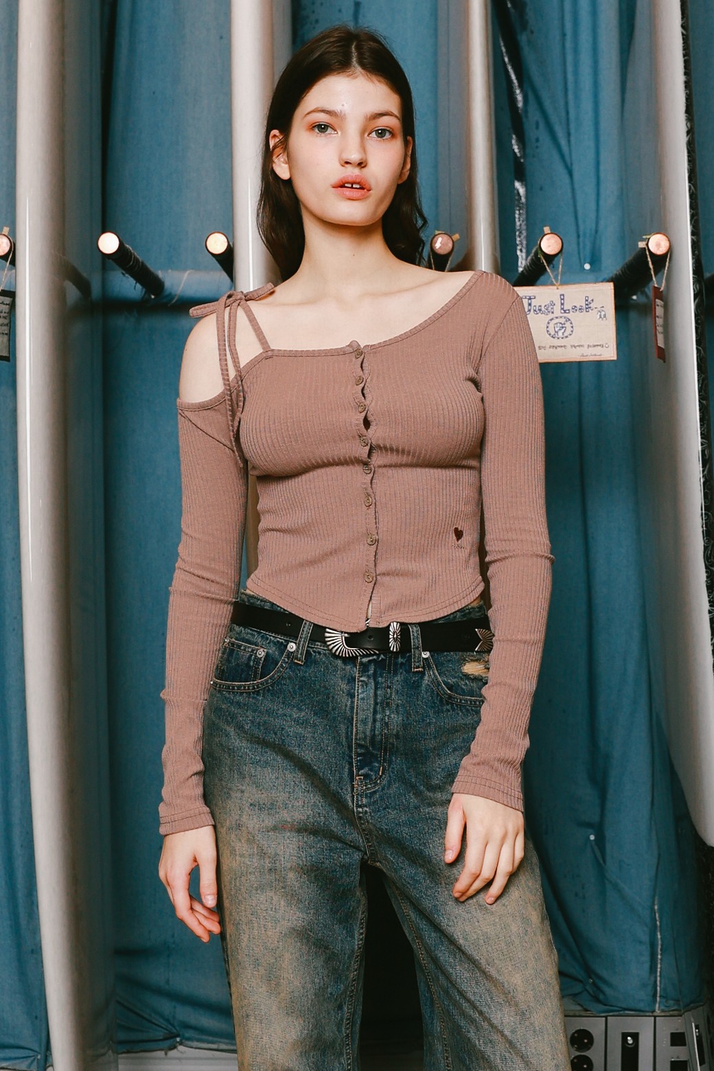 상품 상세 이미지-a