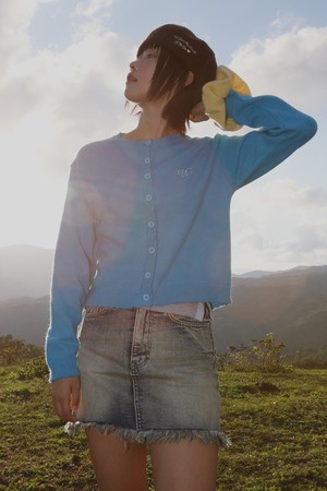 에센셜 웨이브 니트 가디건 (Turkish Blue)_BLUE-a