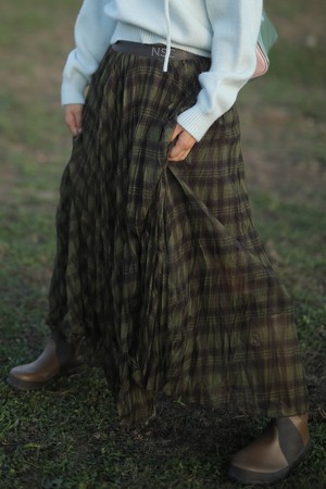 로맨틱 체크 크링클 롱스커트 (Olive Khaki)_KHAKI-a