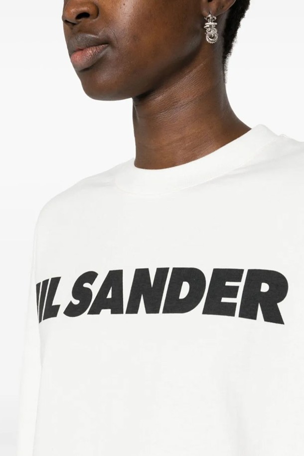 JIL SANDER - 긴소매 티셔츠 - 질샌더 여성 로고 롱 슬리브 티셔츠 (내츄럴) J02GC0107 J45148 102