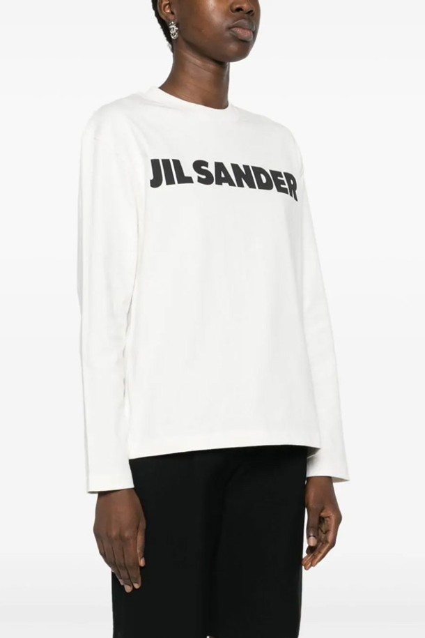 JIL SANDER - 긴소매 티셔츠 - 질샌더 여성 로고 롱 슬리브 티셔츠 (내츄럴) J02GC0107 J45148 102