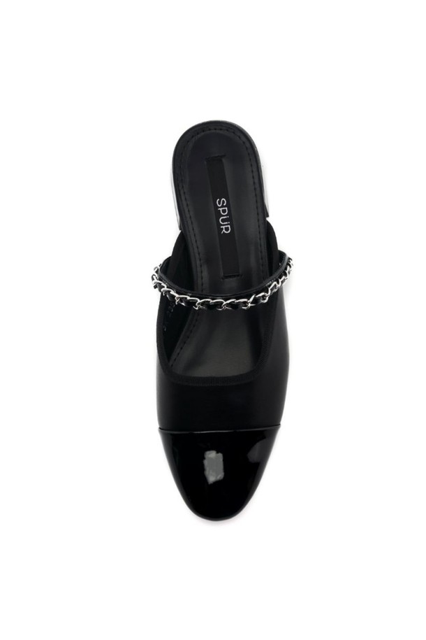 SPUR - 슬리퍼/뮬 - Enamel Toe Chain Mule -US9035 (2color)