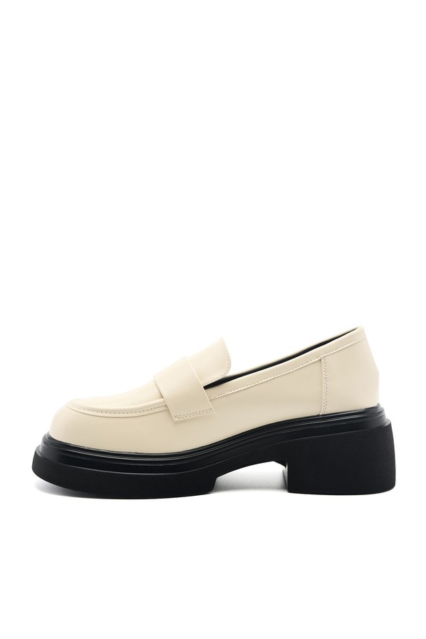 SPUR - 로퍼 - Classic Flatform Loafer -UA9011 (2color)