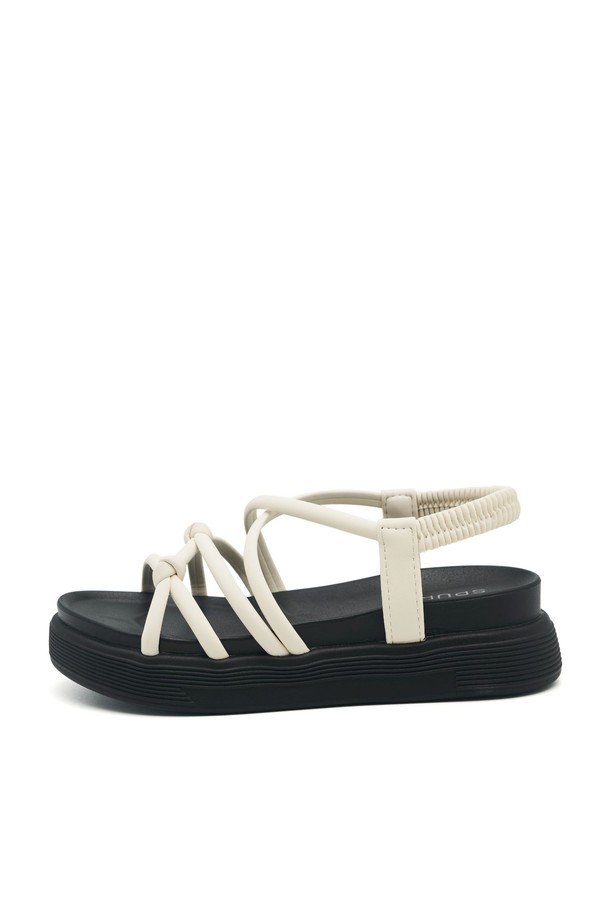 [인플루언서 PICK]Goya Multi Strape Comfort 샌들 VS9017은 여름철, 일상에서 편안하게 착용하기 좋은 여성 샌들입니다. 발을 감싸는 멀티 스트랩 디자인과 5cm 통굽으로 안정적인 착용감을 제공하며, 오픈토 스타일로 시원함을 더했습니다. 화이트, 블랙 두 가지 색상으로 출시되었으며, 합성가죽 소재로 제작되었습니다.
