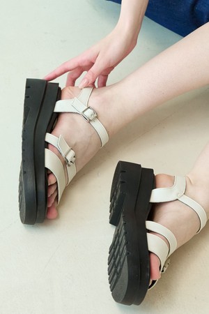 Rue Multi Buckle Flatform 샌들 5.5cm  -VS8076 (2color)