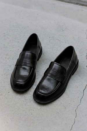 Pied 플레인 미니멀 소가죽 로퍼 3.5cm -PM3031 (1color)