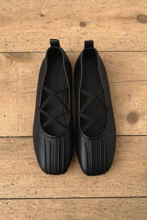 Multistrap pleats ballet flats 멀티 스트랩 플랫 슈즈 2cm -WA9001 (4color)